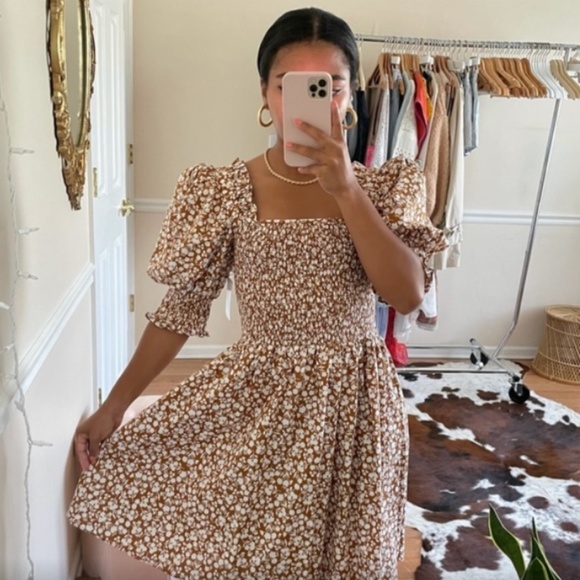 REVOLVE Dresses & Skirts - Revolve 1. State Puff Sleeve Smock Square Neck Cotton Floral Dress